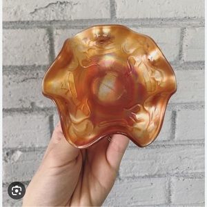 Vintage Carnival Art Glass Marigold Rare Kittens Riffled Bowl